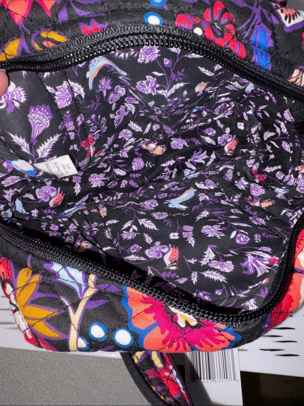 NWT Vera Bradley Floral Quilted Cosmetic Case Black Multicolor Foxwood print